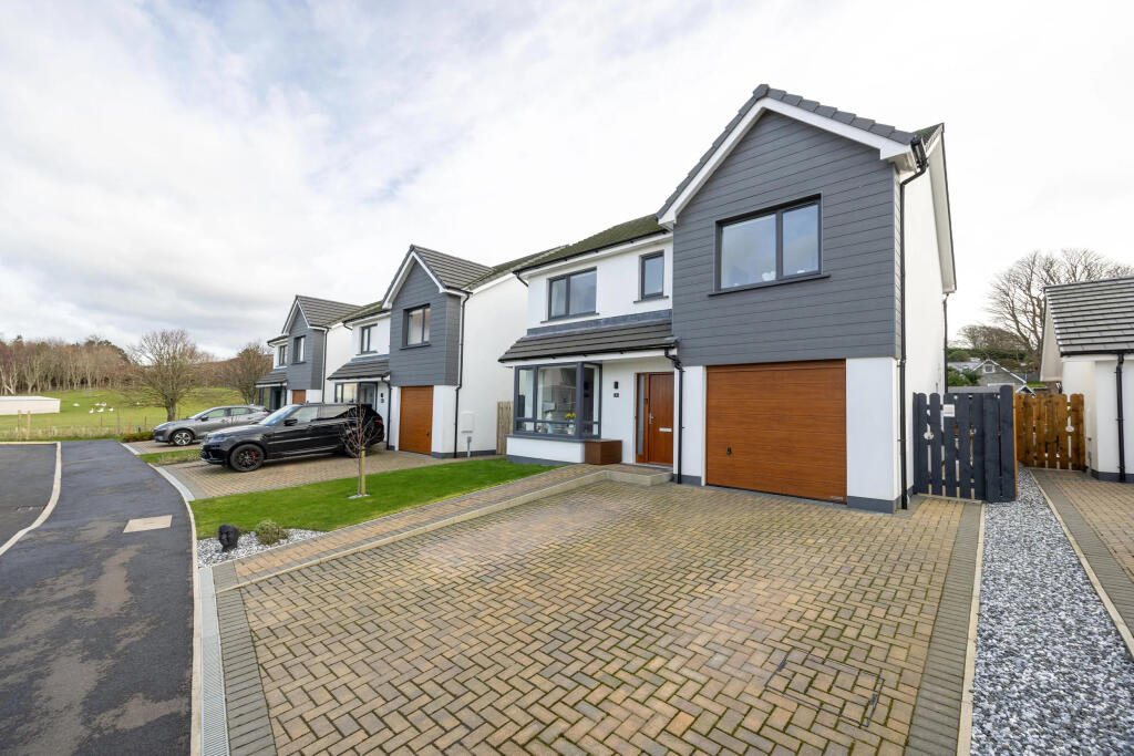 4-bed detached on 4, Aalin Lea, Kirk Michael, £549,950
