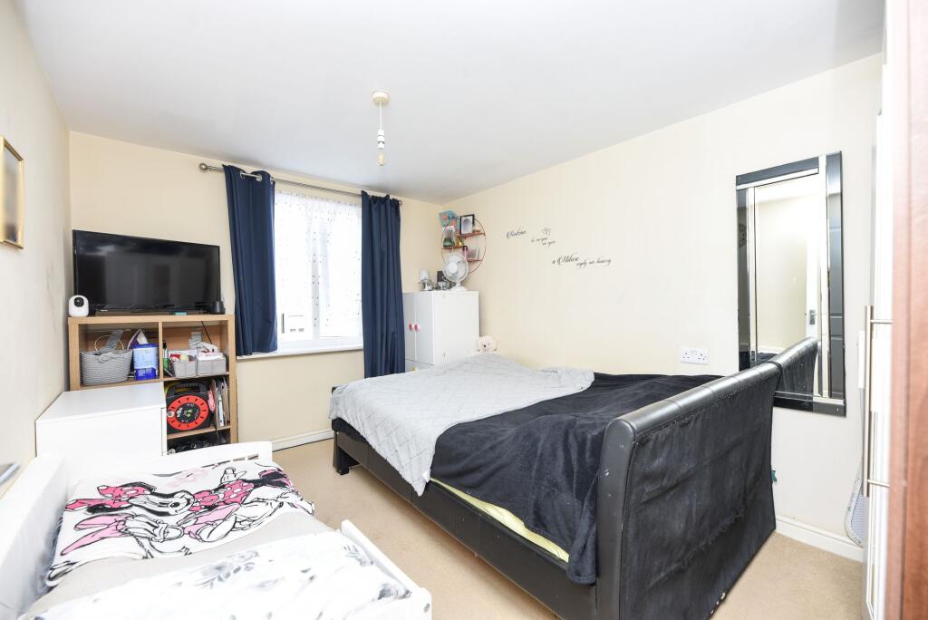 Apartment in Huntingdonshire, Hinchingbrooke, Huntingdon - View 4