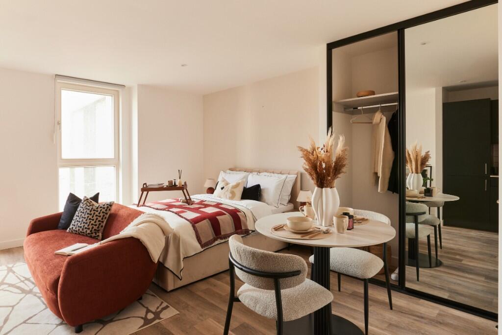 Main image of property: The Castings, Apt 1204, Heyrod Street, Manchester, Greater Manchester, M1