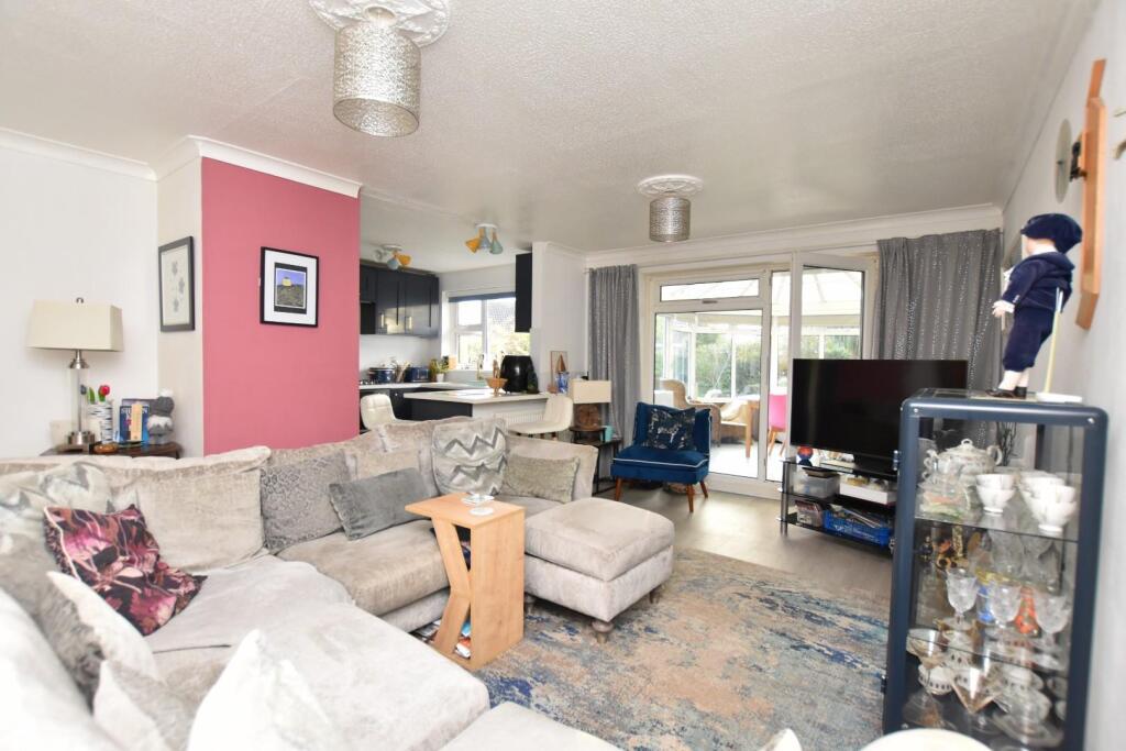 Aspen Close, St. Marys Bay, Romney Marsh photo 4
