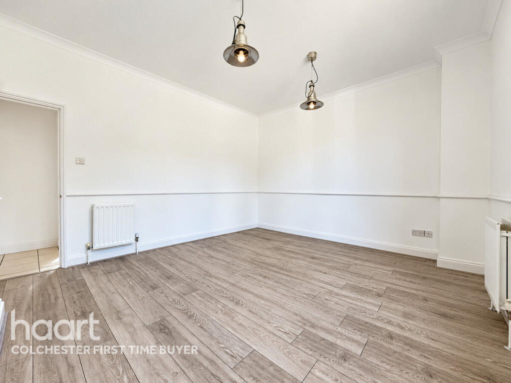 Apartment in Colchester - View 4