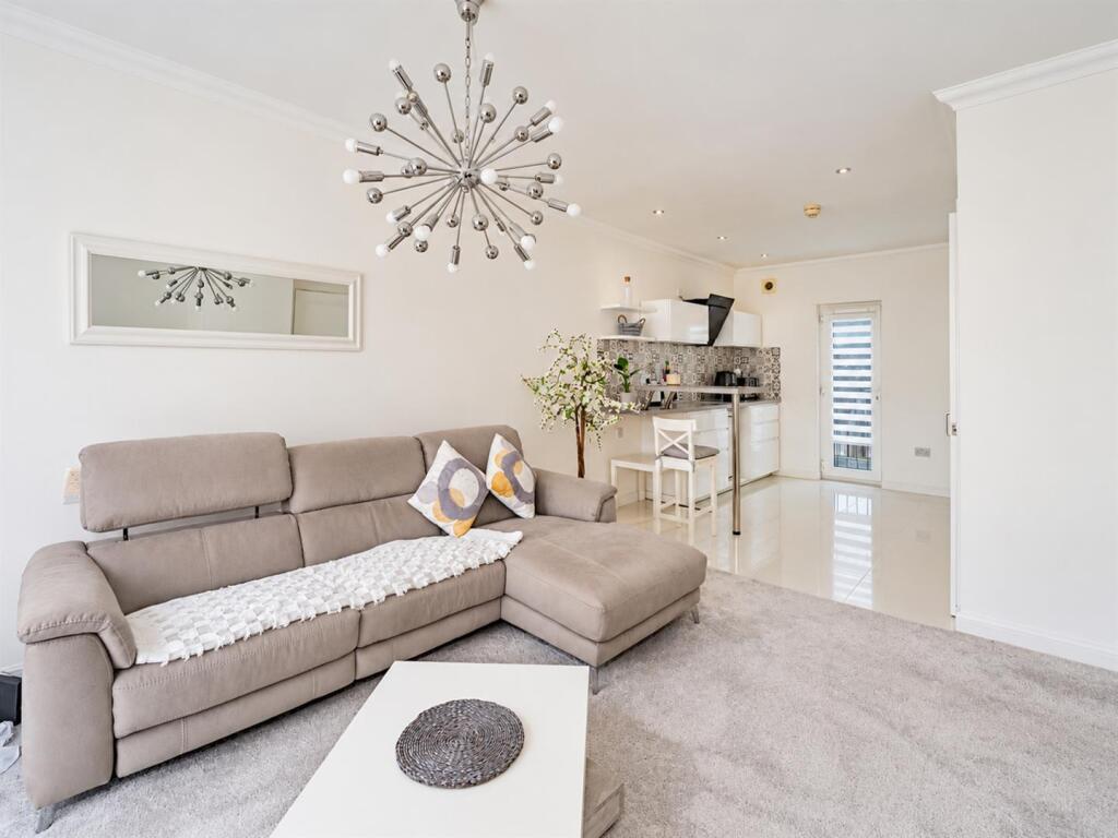 Apartment in Dundee - View 5