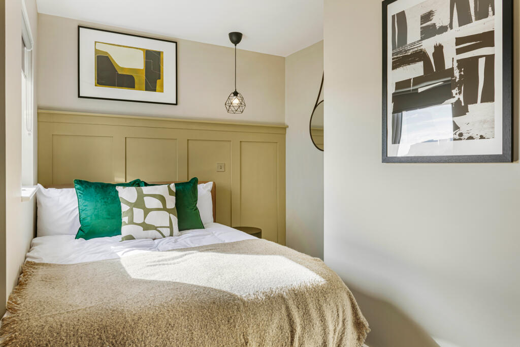 Main image of property: Room 6, Tamworth Road NG10