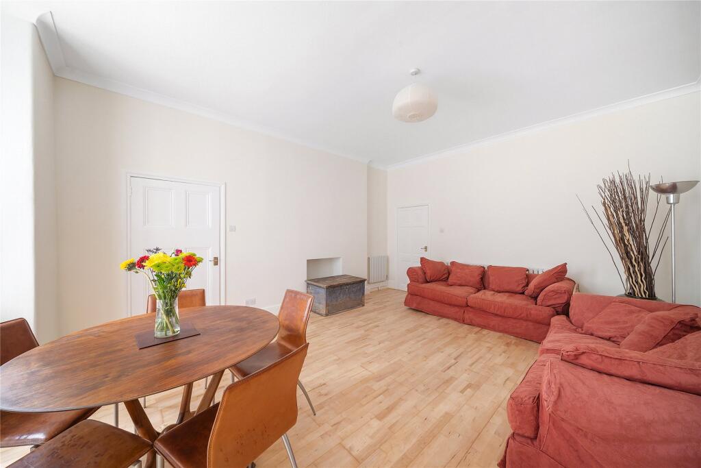 Apartment in London - View 5