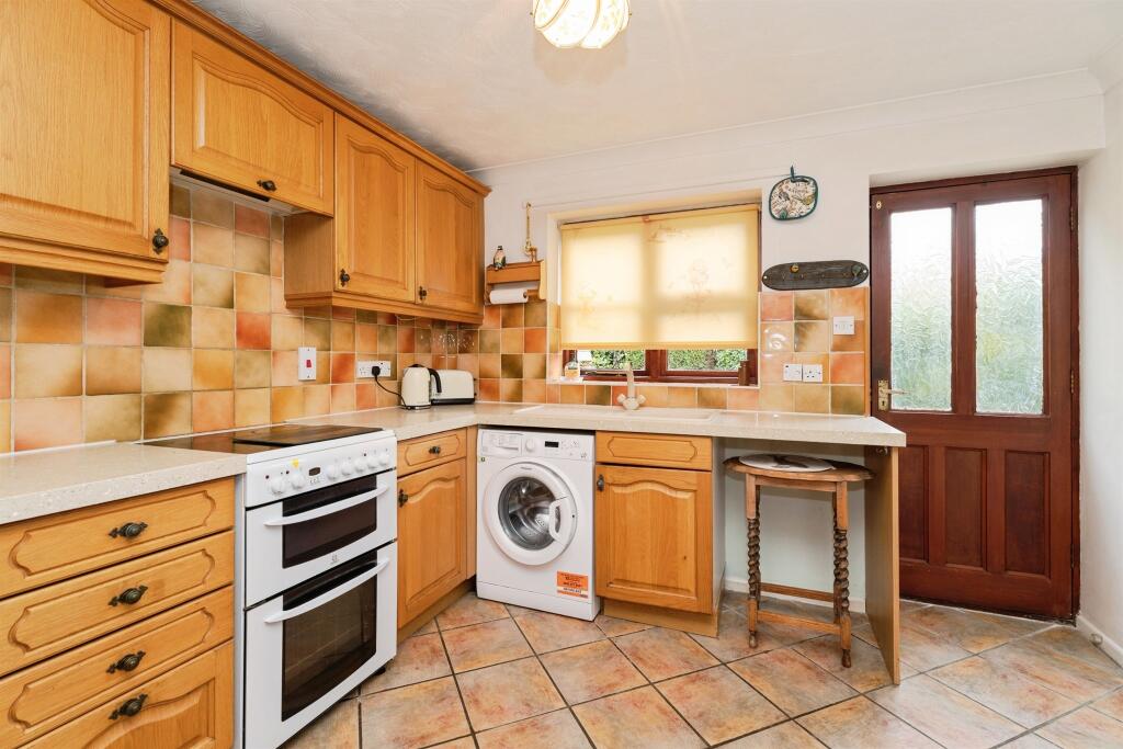 Rowan Way, Holt photo 3