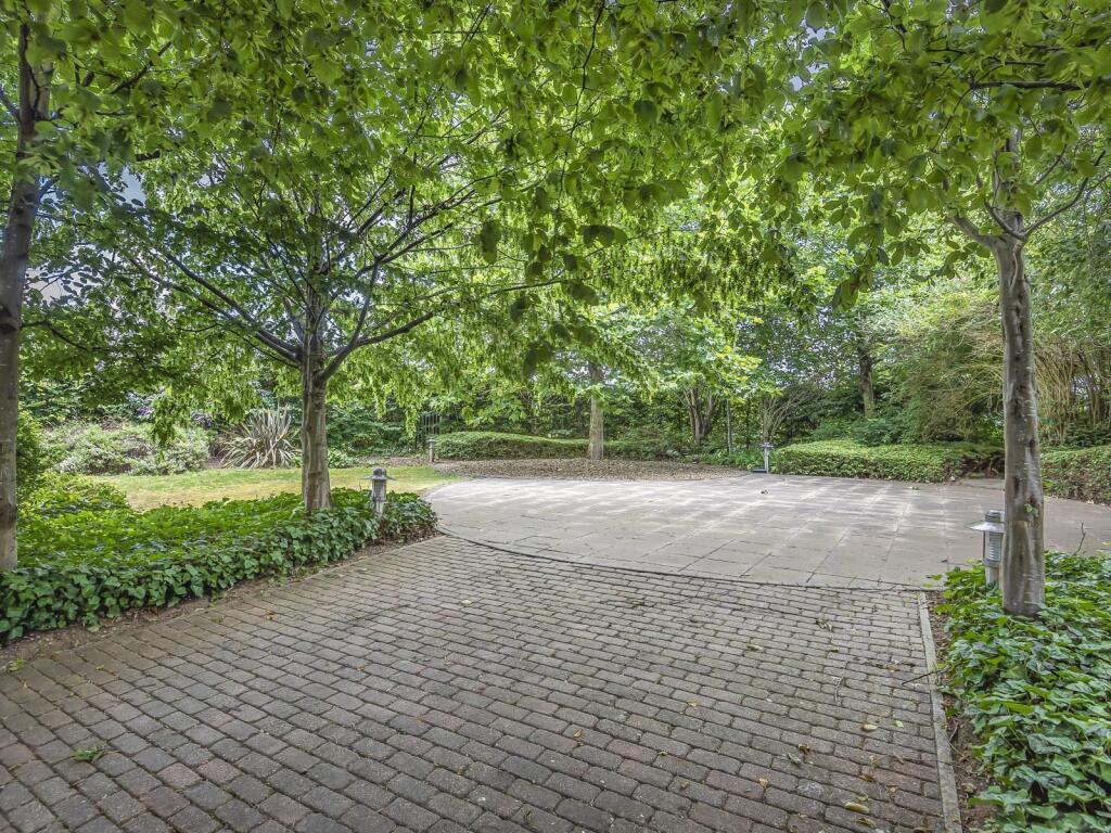 Property photo 10
