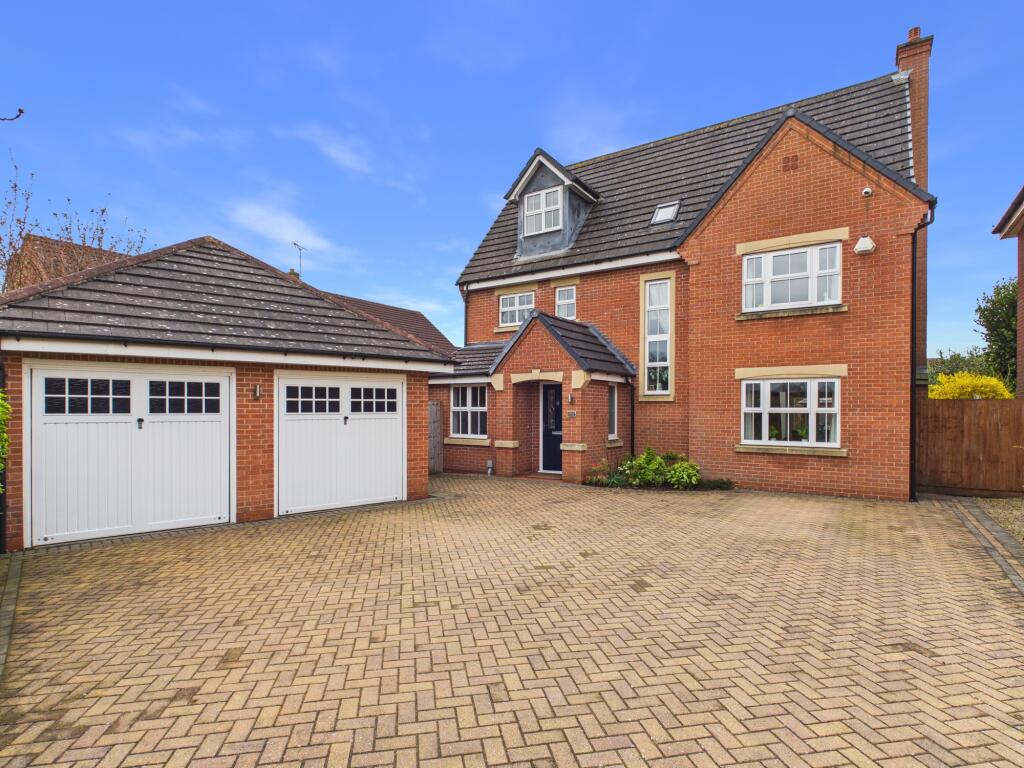 5-bed detached on Rosyth Crescent, Chellaston, £575,000