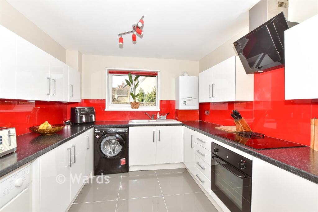 Apartment in Canterbury - View 4