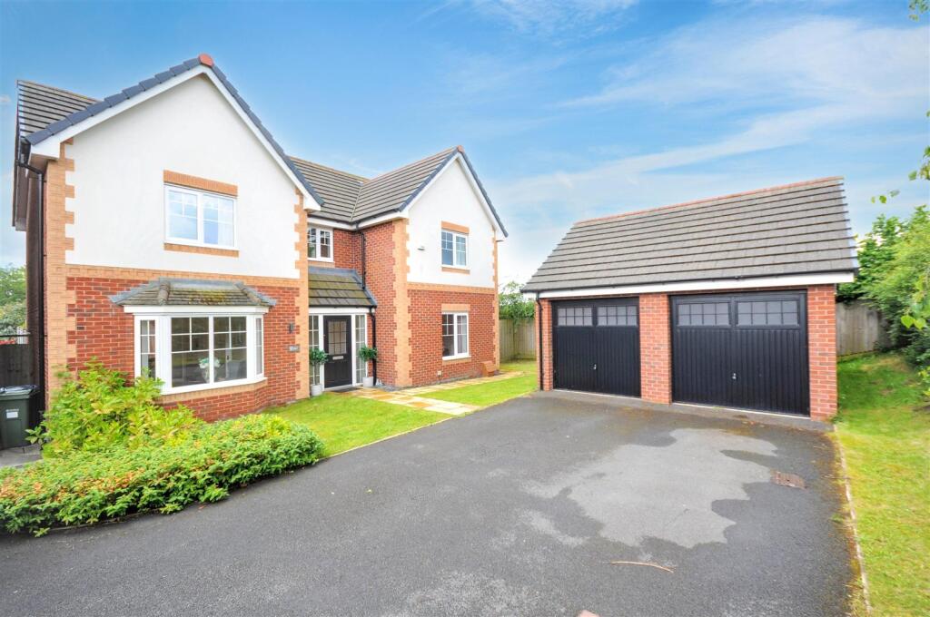 Main image of property: Brewers Place, Stone