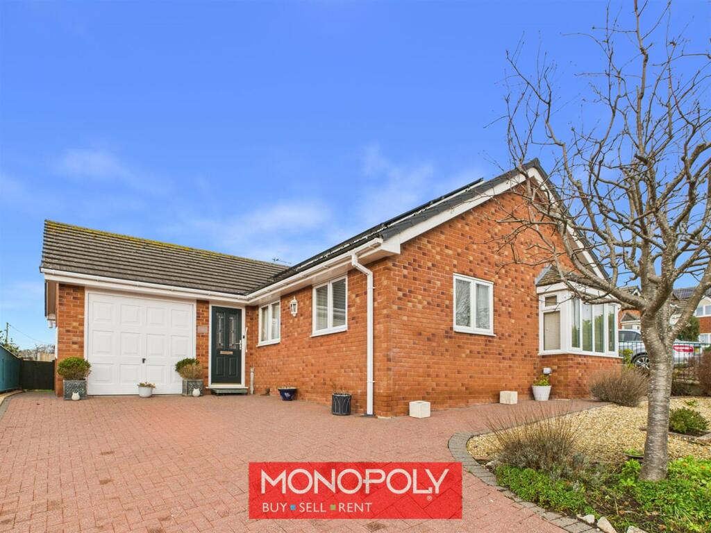 Main image of property: Llys Y Wennol, Henllan, Denbigh