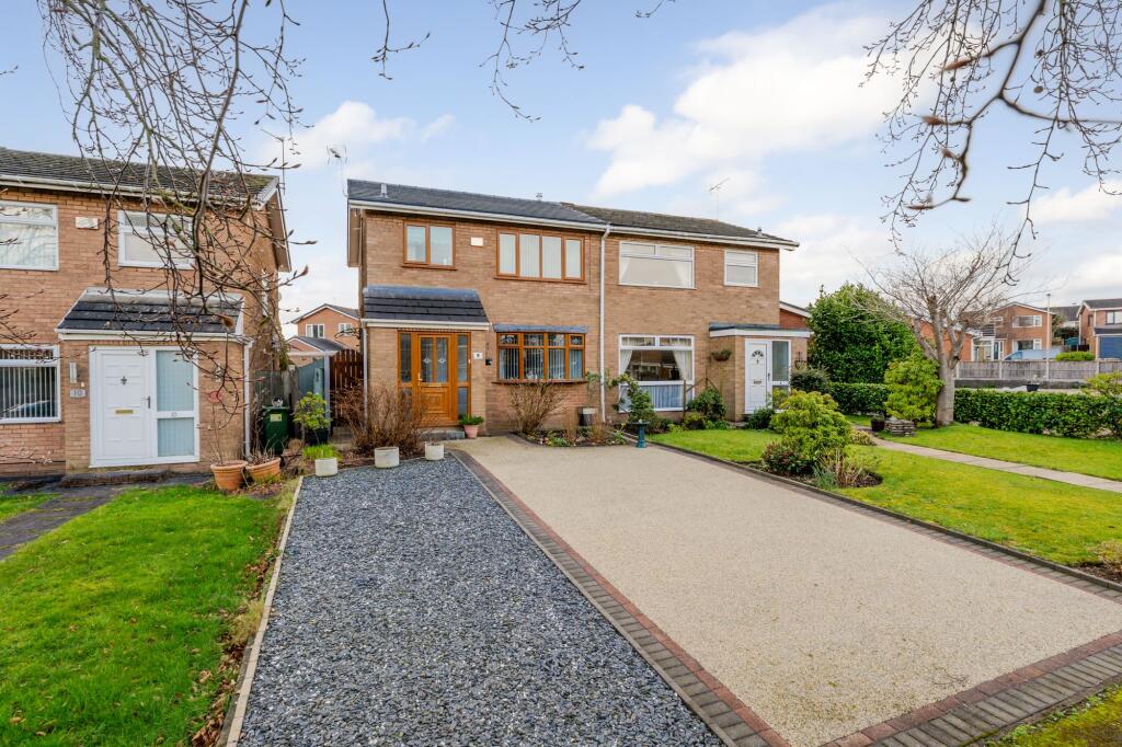 Main image of property: The Dingle, Barnton, CW8