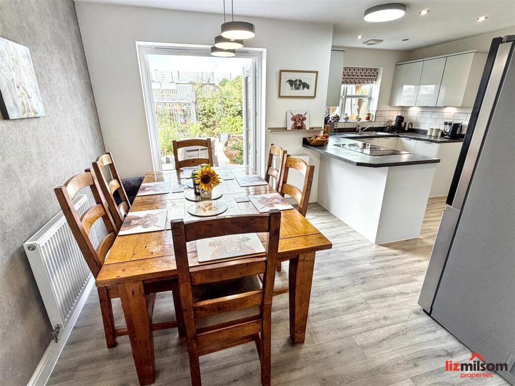 House in Derby - View 5