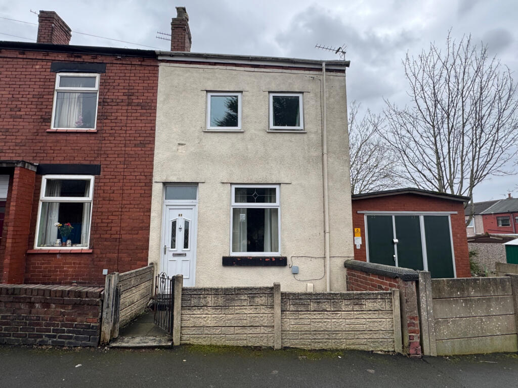 Main image of property: Hindley, WN2