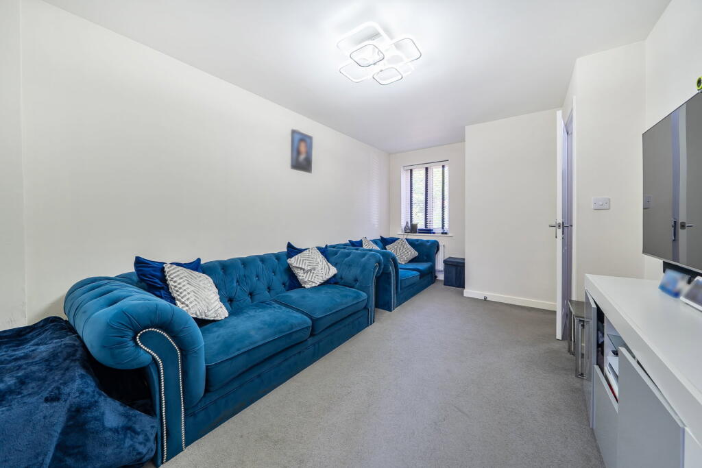 House in Romford - View 3