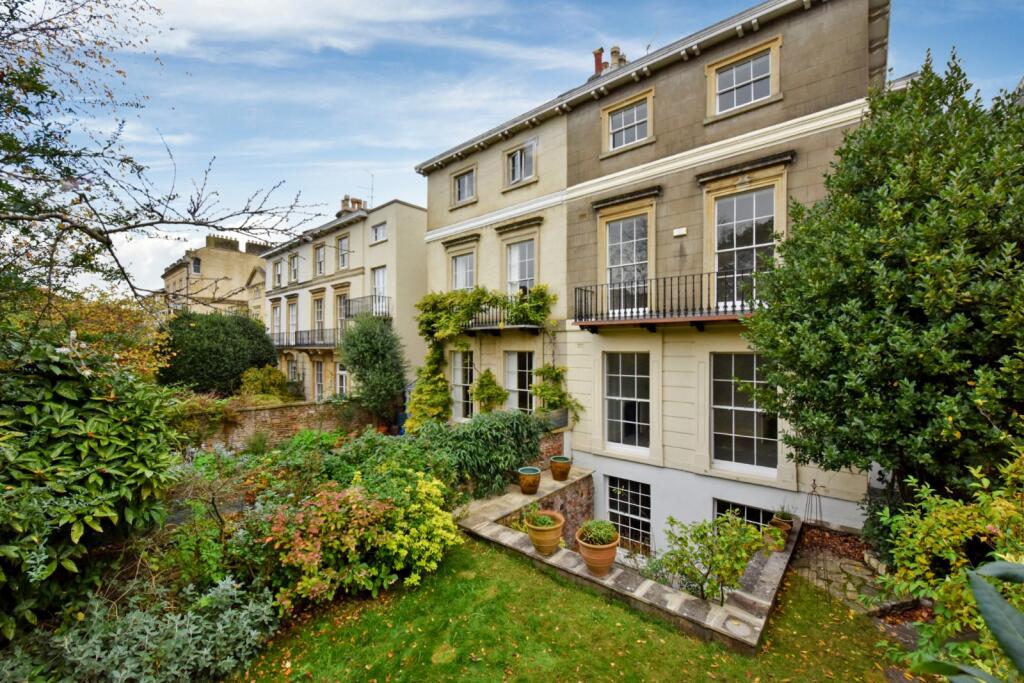 4-bed semi-detached on Canynge Square, Clifton, Bristol, BS8, £1,850,000