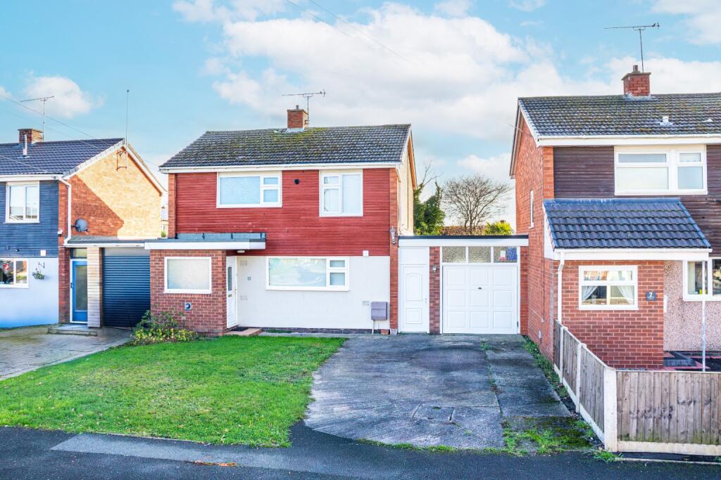 Main image of property: Merllyn Avenue, Connah's Quay, Deeside, Flintshire, CH5 4TA