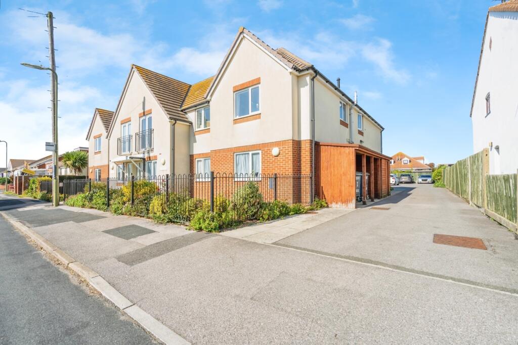 Main image of property: Southwood Road, Hayling Island, Hampshire, PO11