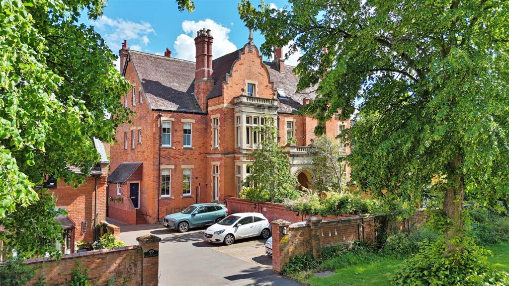 Main image of property: Beverley Road, Leamington Spa - NO CHAIN