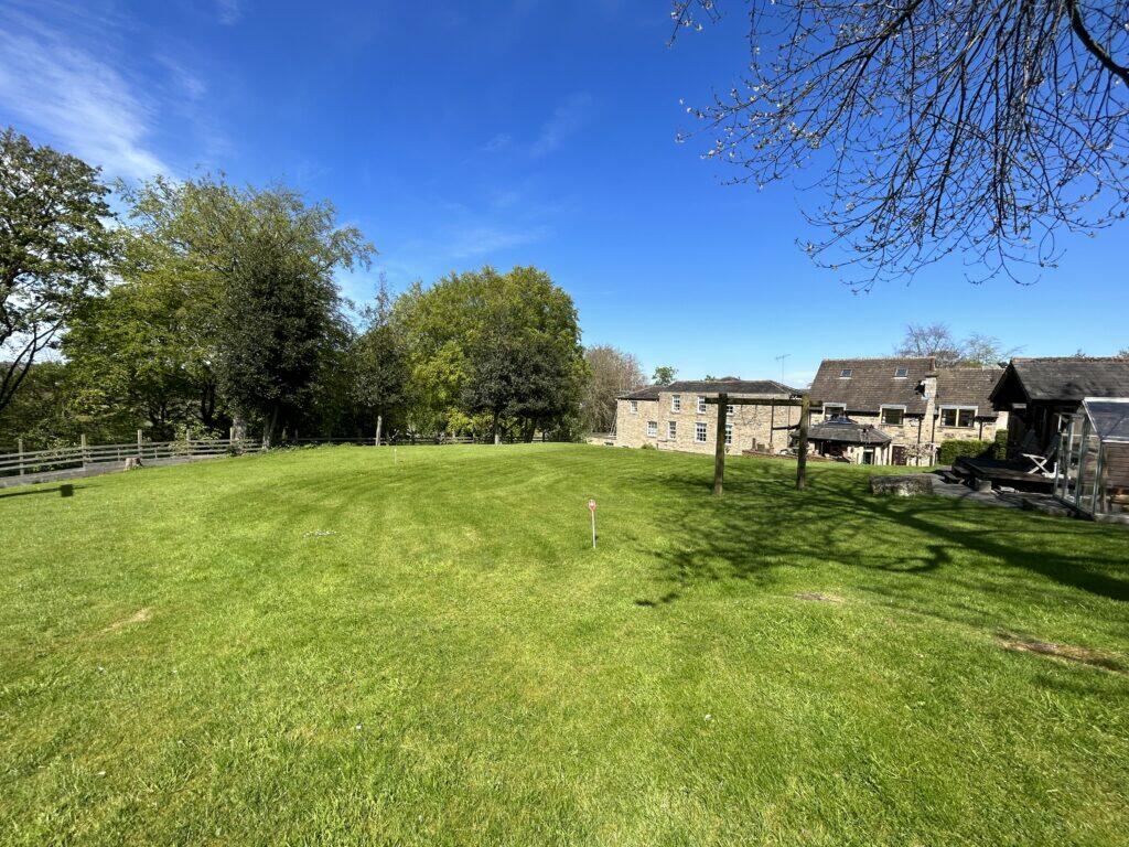 Sands Lane, Mirfield, WF14 8HJ photo 2
