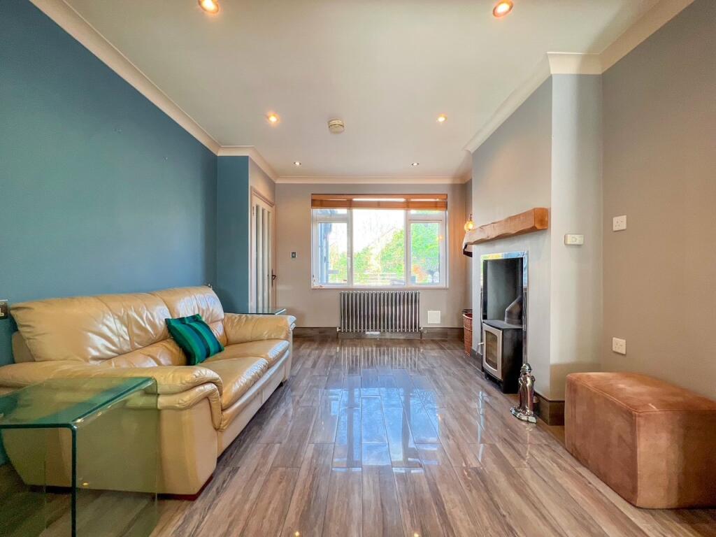 House in Elmbridge, Molesey - View 5