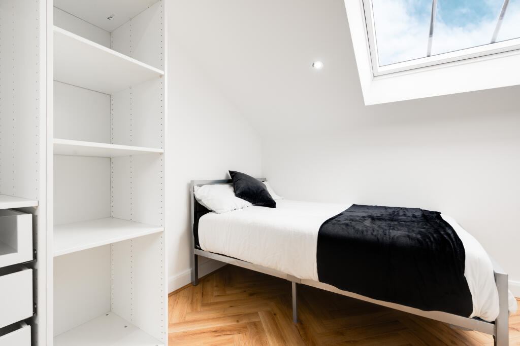1 bedroom house share for rent