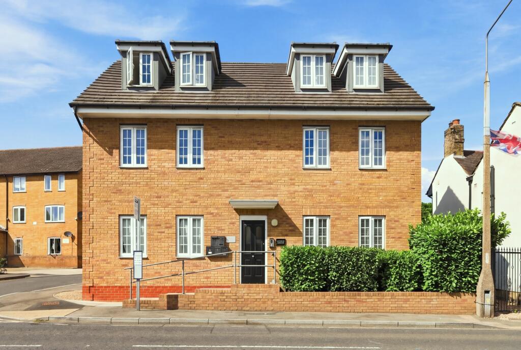 Main image of property: LAURA HOUSE, HIGH STREET, Aveley