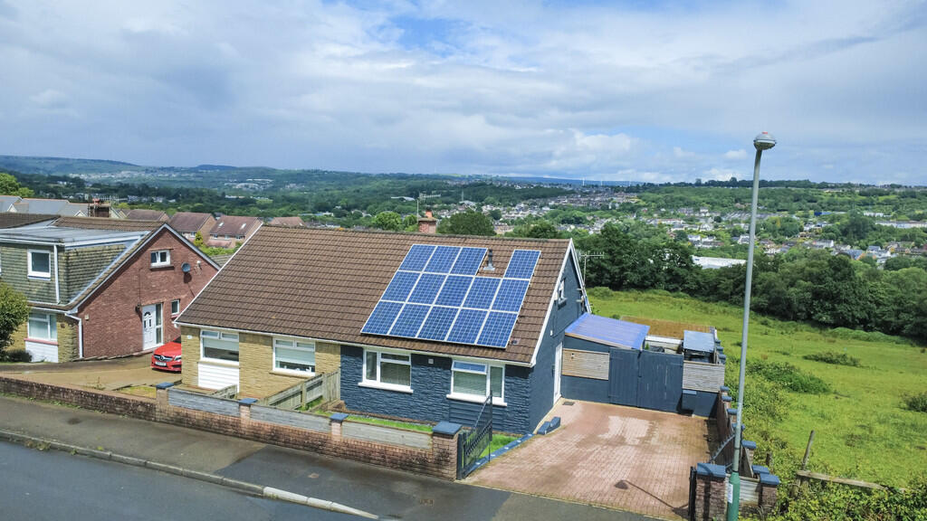 Main image of property: Forest Avenue, Cefn Hengoed
