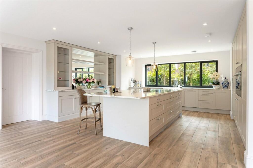 House in Reading - View 5
