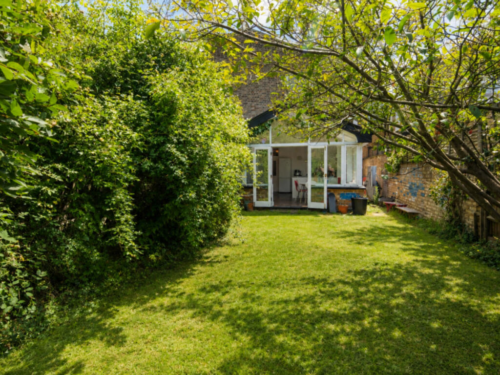 House in London - View 4