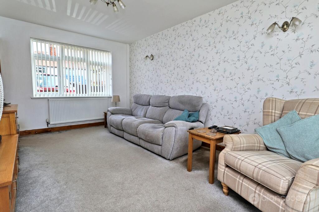 House in North Warwickshire, Chapel End, Hartshill - View 3