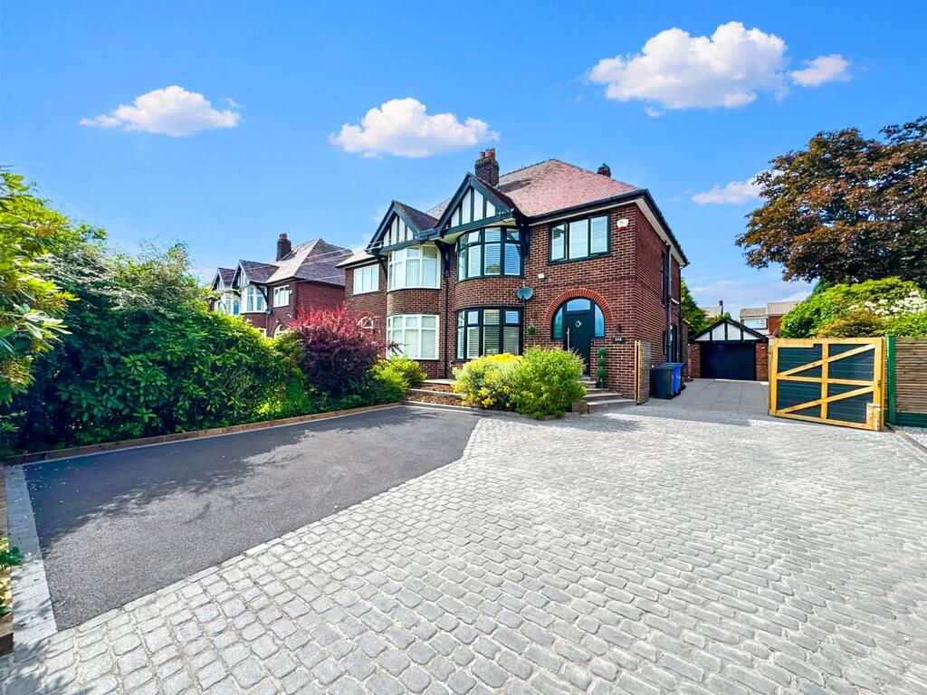 Main image of property: Bolton Road, Bury, BL8