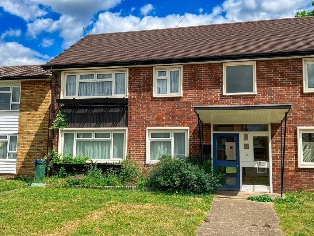Main image of property: High Street, West Molesey, KT8