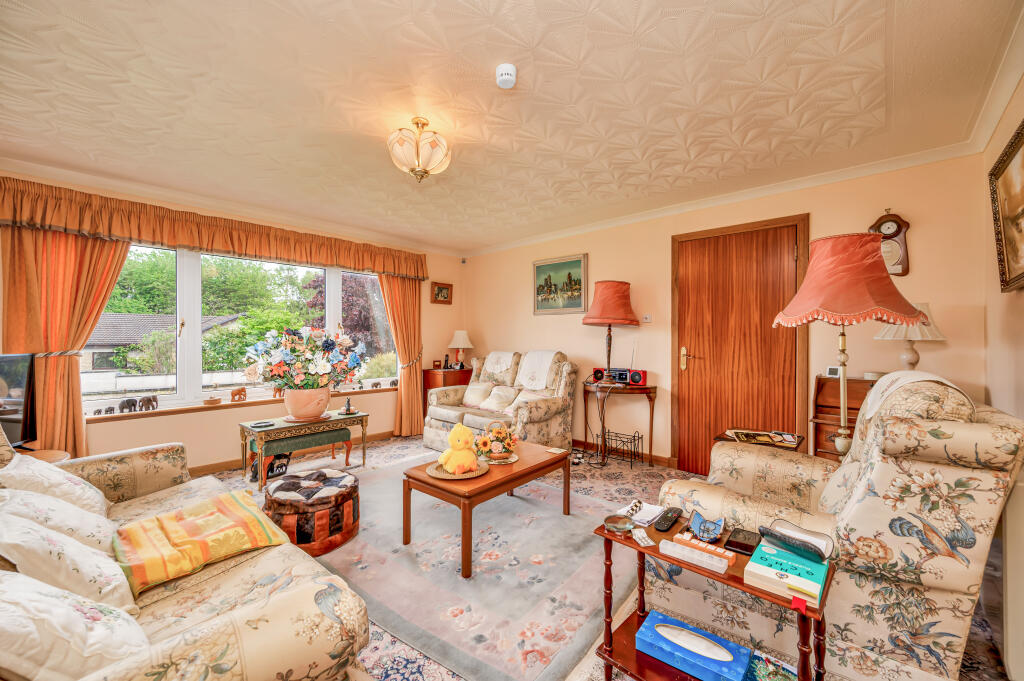 Tri Deug Sealbach, 18 Rowan Crescent, Dornoch, Highland, IV25 3QP - View 3