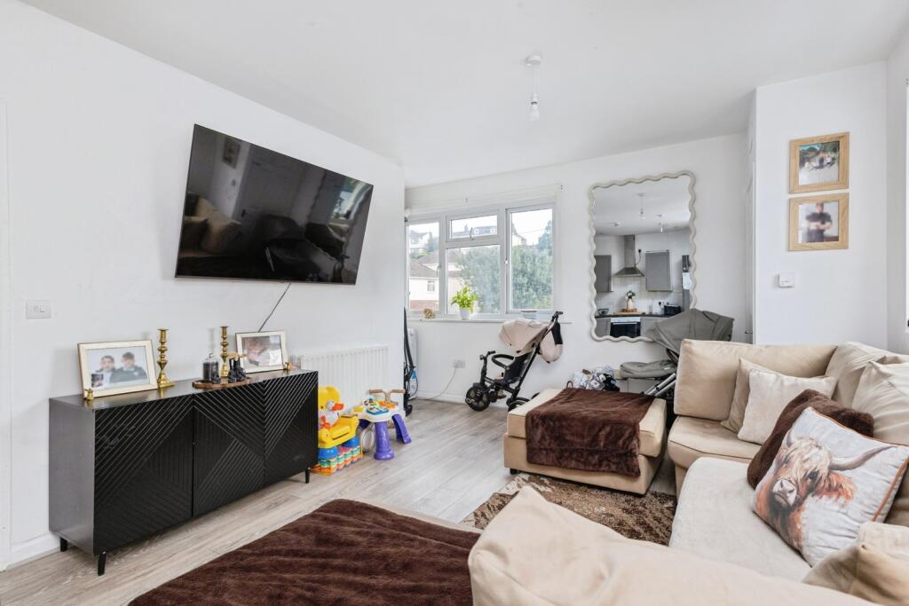 Apartment in Teignbridge, Kingskerswell - More