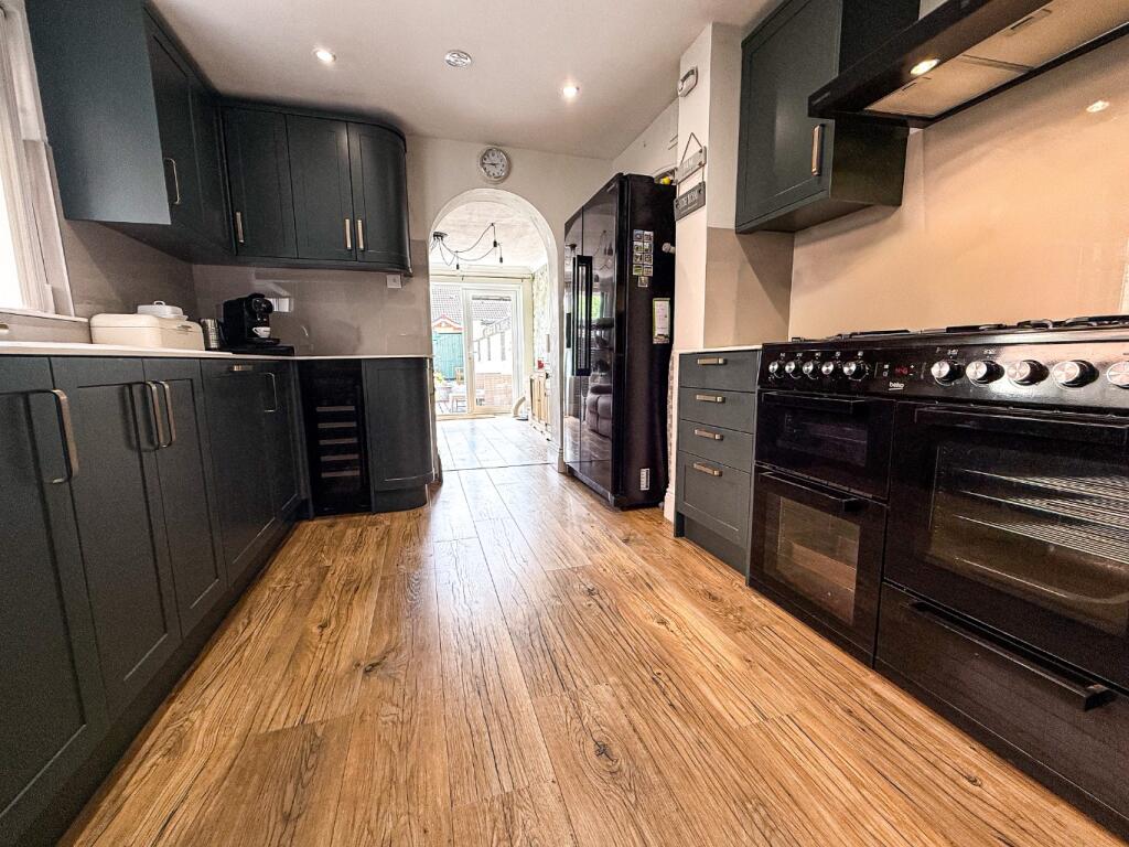 House in Bridgwater, West Bridgwater, Durleigh & Haygrove, Somerset - More