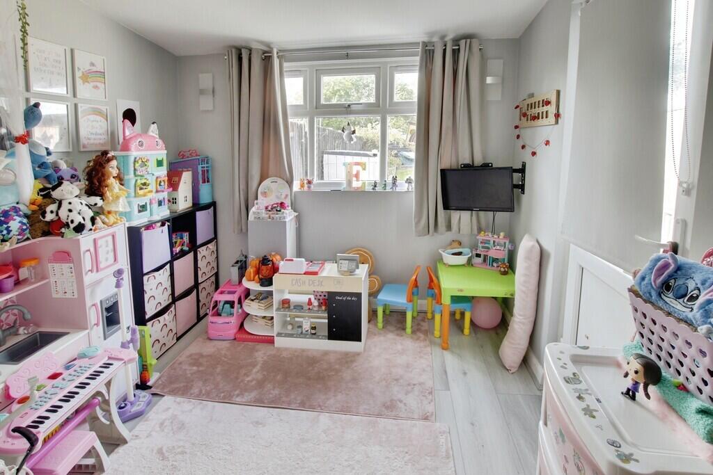 House in Peterborough - View 5