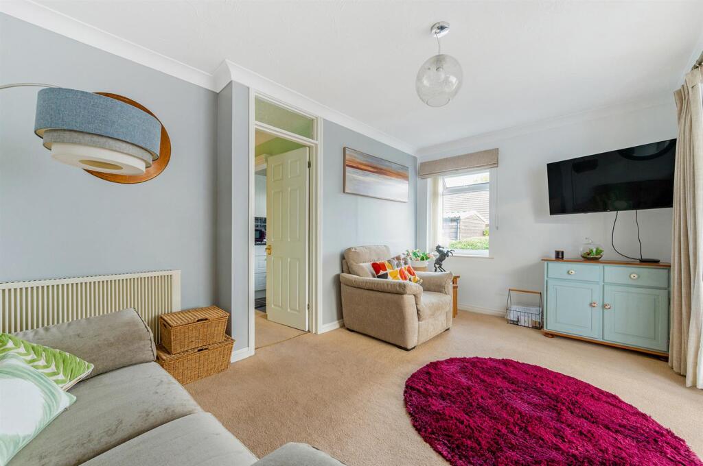 House in Test Valley, Middle Wallop, Over Wallop - View 4