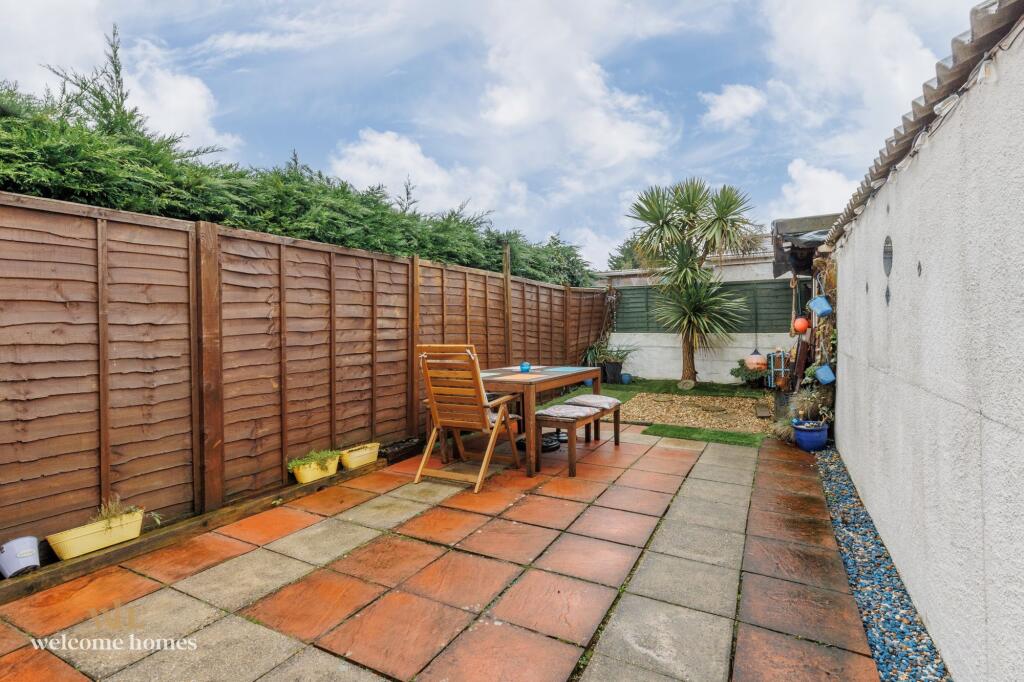 Corhampton Road, Southbourne, BH6 - View 2