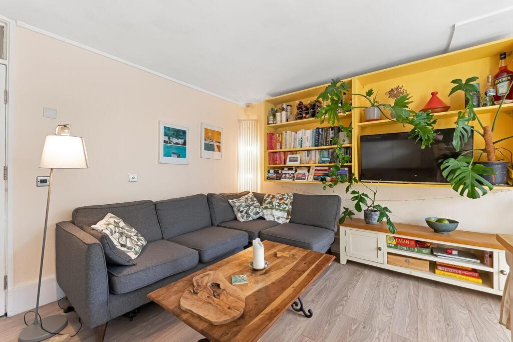 Main image of property: Woodvale Walk, London SE27