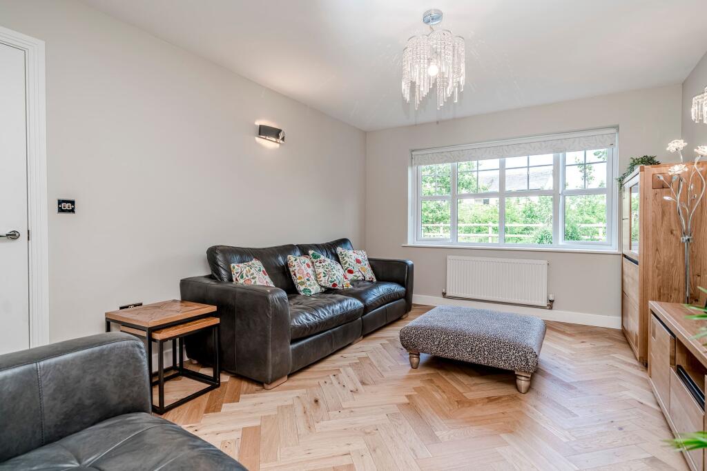 House in Chorley, Pear Tree Grange, Euxton - View 4
