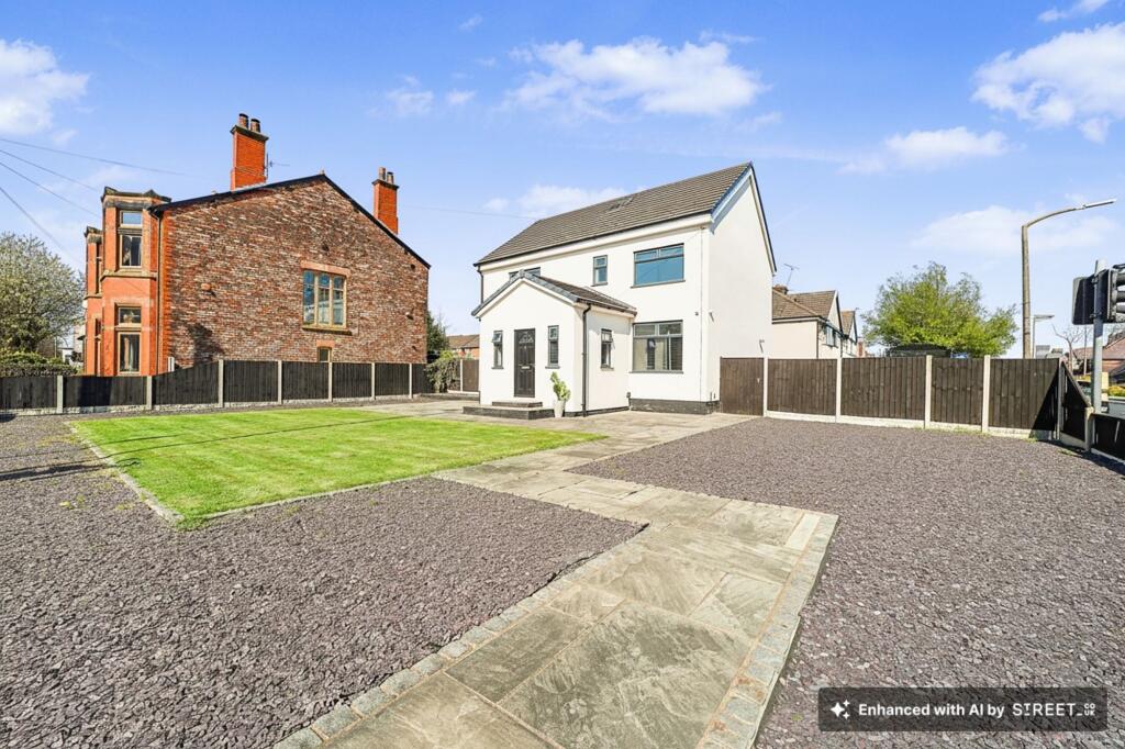 5-bed detached on Crow Lane East, Newton-Le-Willows, WA12, £450,000