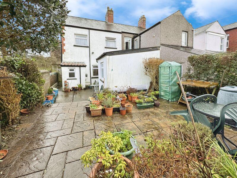 A Wonderful Traditional Bay Fronted & Spacious Home. Clifton Road, Newport - View 4