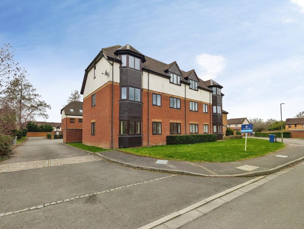 Main image of property: Heron Drive, Bicester, OX26