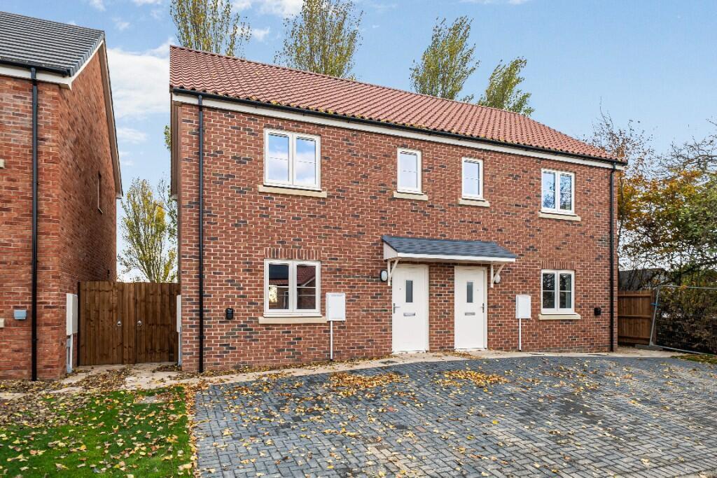 Main image of property: Seagate Road,
Long Sutton,
Spalding,
PE12 9AD