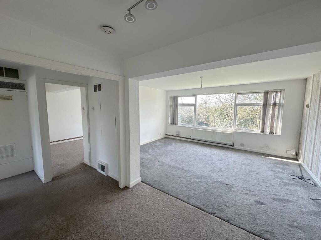 Heathfield Close, Potters Bar photo 3