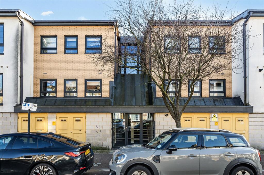 Main image of property: Maud Road, London