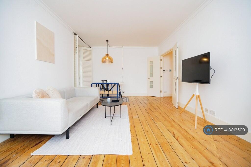 Apartment in London - View 4