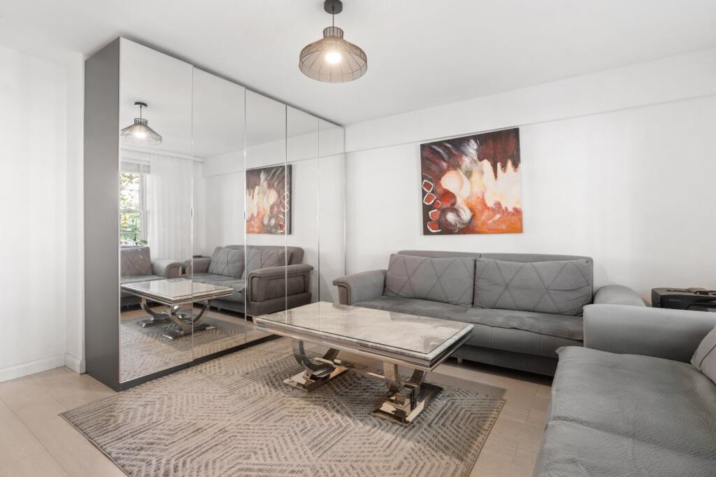 Apartment in London, Maitland Park, Chalk Farm - View 3