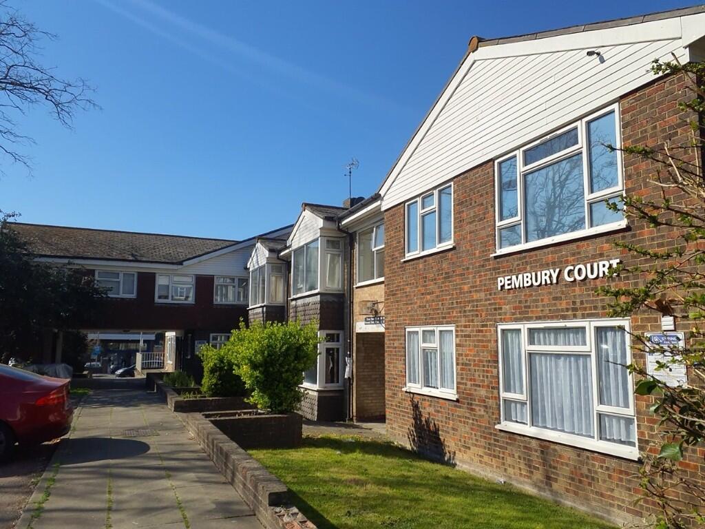 Main image of property: Flat 7 Pembury Court, Sittingbourne, Kent, ME10