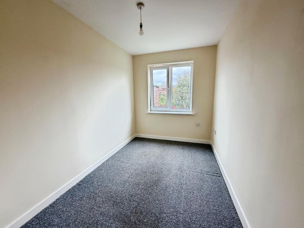 Apartment in Sheffield - View 5